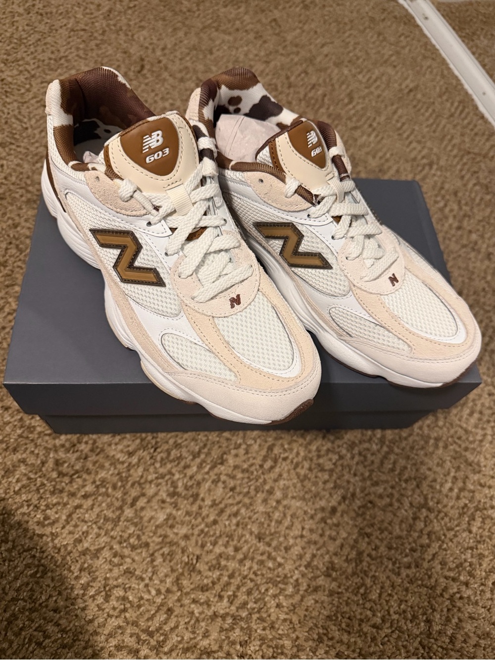 New Balance 603 Sneaker - Picture 7 of 8